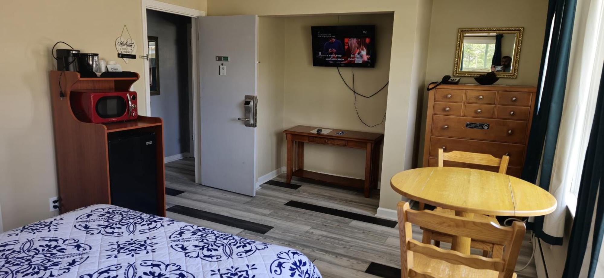 Rodeway Inn Formerly Camp Inn Lodge Oscoda エクステリア 写真