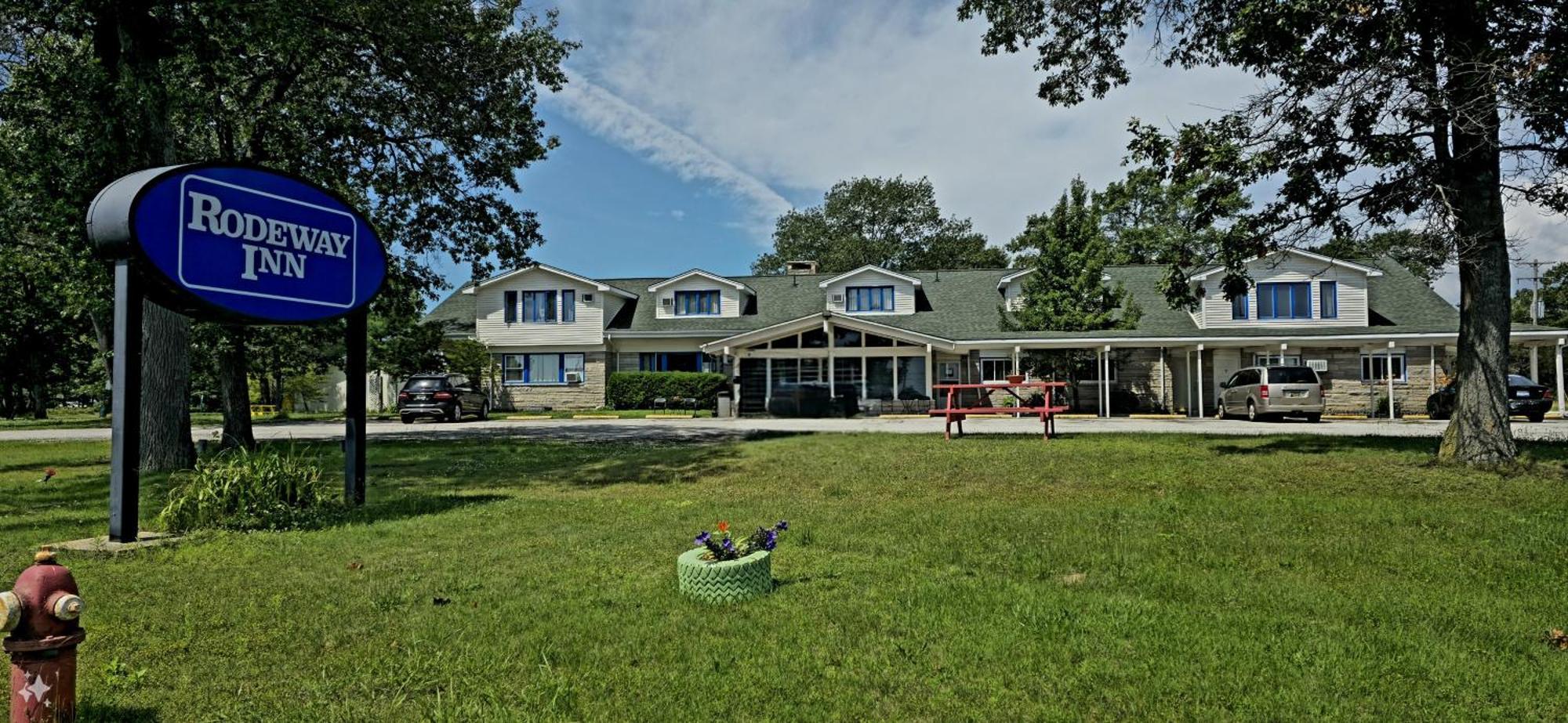 Rodeway Inn Formerly Camp Inn Lodge Oscoda エクステリア 写真