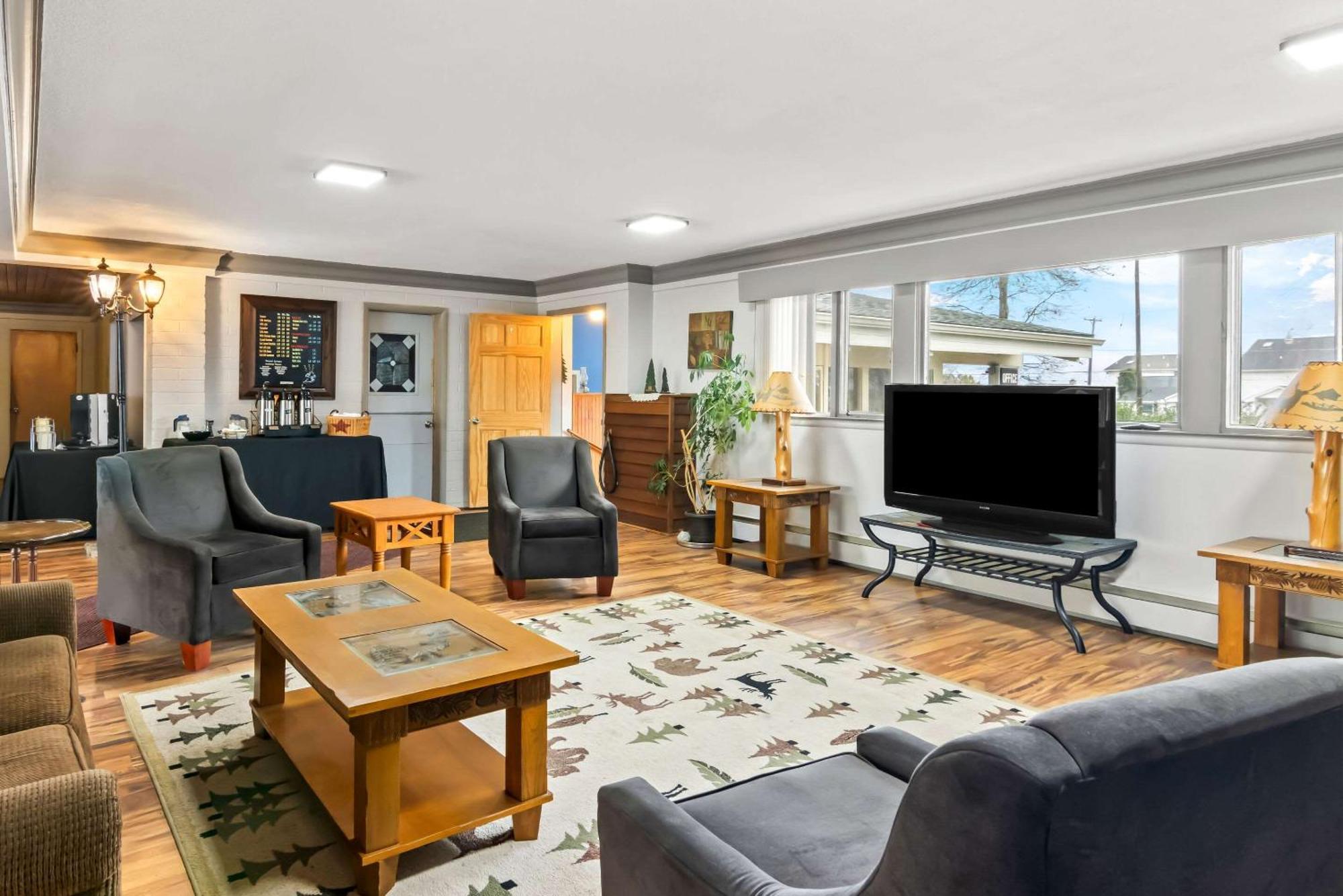 Rodeway Inn Formerly Camp Inn Lodge Oscoda エクステリア 写真